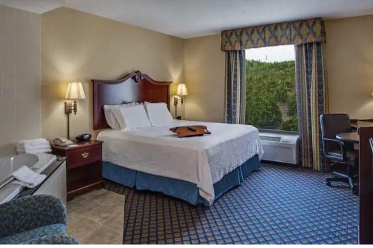Hampton Inn Clearfield Buitenkant foto