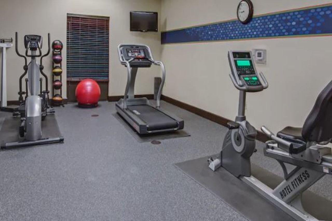 Hampton Inn Clearfield Buitenkant foto