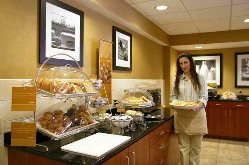 Hampton Inn Clearfield Restaurant foto